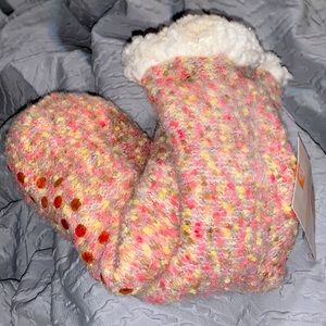 Popcorn knit slipper socks